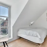 Gorgeous In With Kitchen
